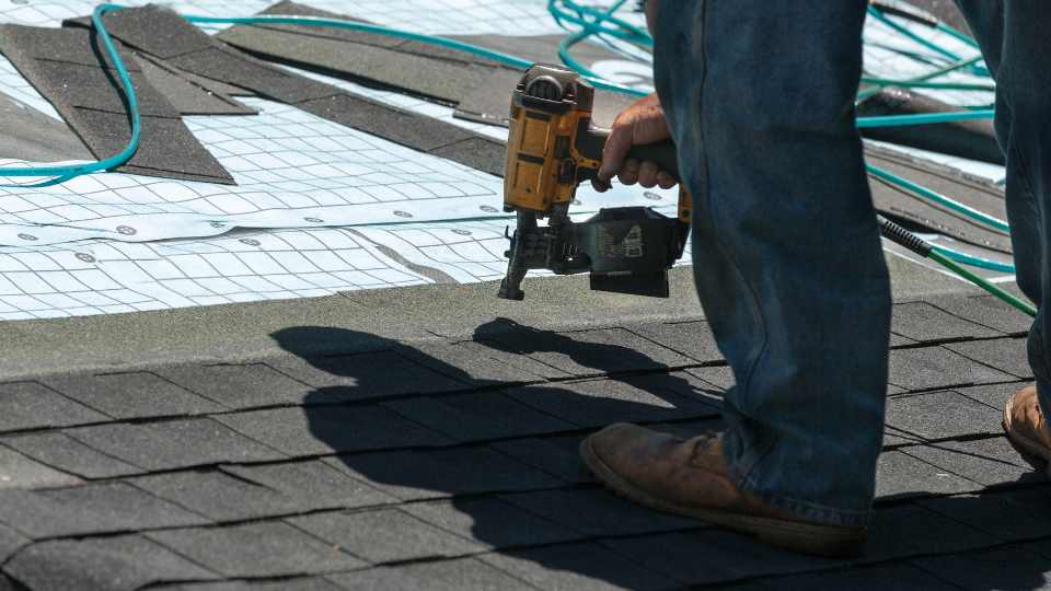 roof replacement close up services in Jacksonville FL